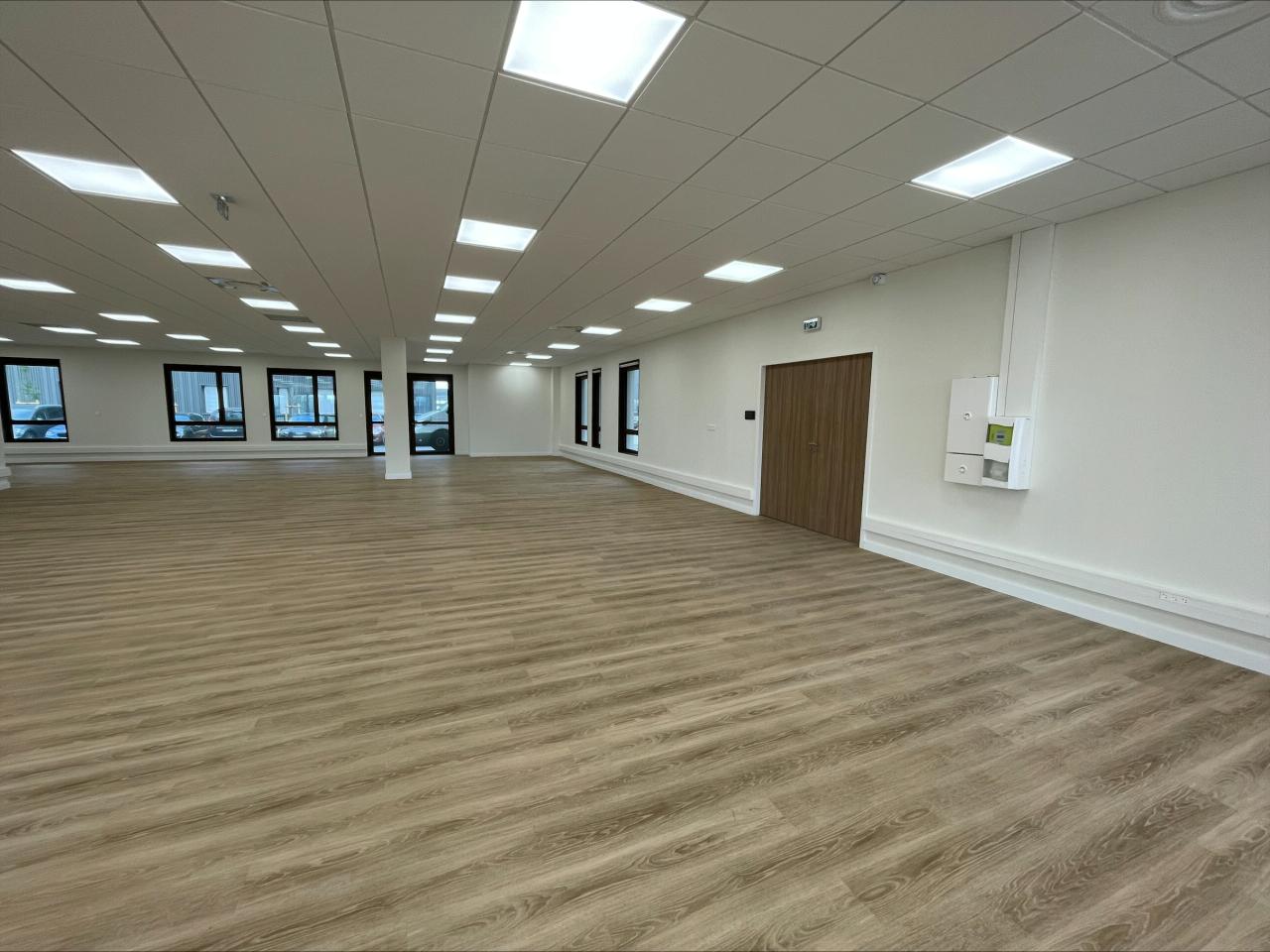 Bureau Genas 1493m² Location bureau Genas Rhône OLBUR2427457 4